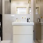 2homerent Urzecze * ビィドゴシュチュ